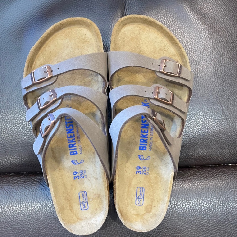 Birkenstock Florida Soft Bed- size 39 mocha.  worn once .